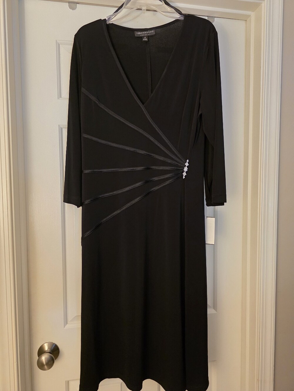 NWT Connections Apparel Black Evening.Dress - Size 16 - Stunning!